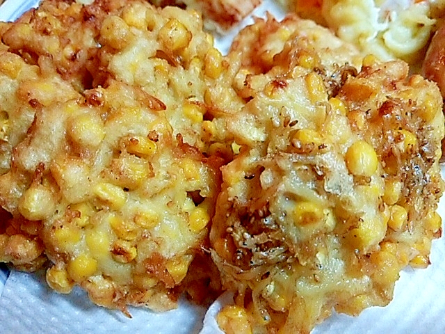 とうもろこしとそうめんかぼちゃのかき揚げ